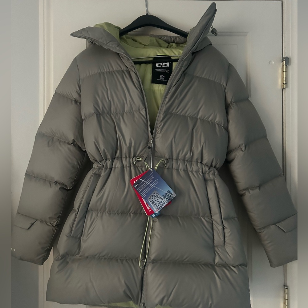 helly hansen women’s medium puffer mid-length jacket